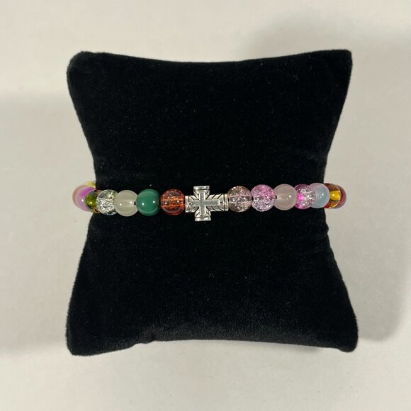 Set of Jewelry! 7 Necklaces, 7 Bracelets, and 7 Earrings! NWT Silver Cross - Picture 16 of 16